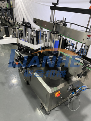 línea de relleno detergente de la botella 150ml del tarro del champú líquido automático de la máquina de rellenar