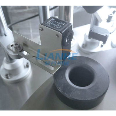 Control semi automático ultrasónico del PLC de la máquina de rellenar del tubo de LIANHE